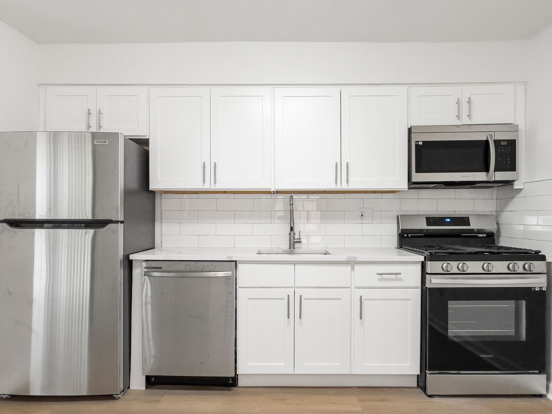 Interior photo 19