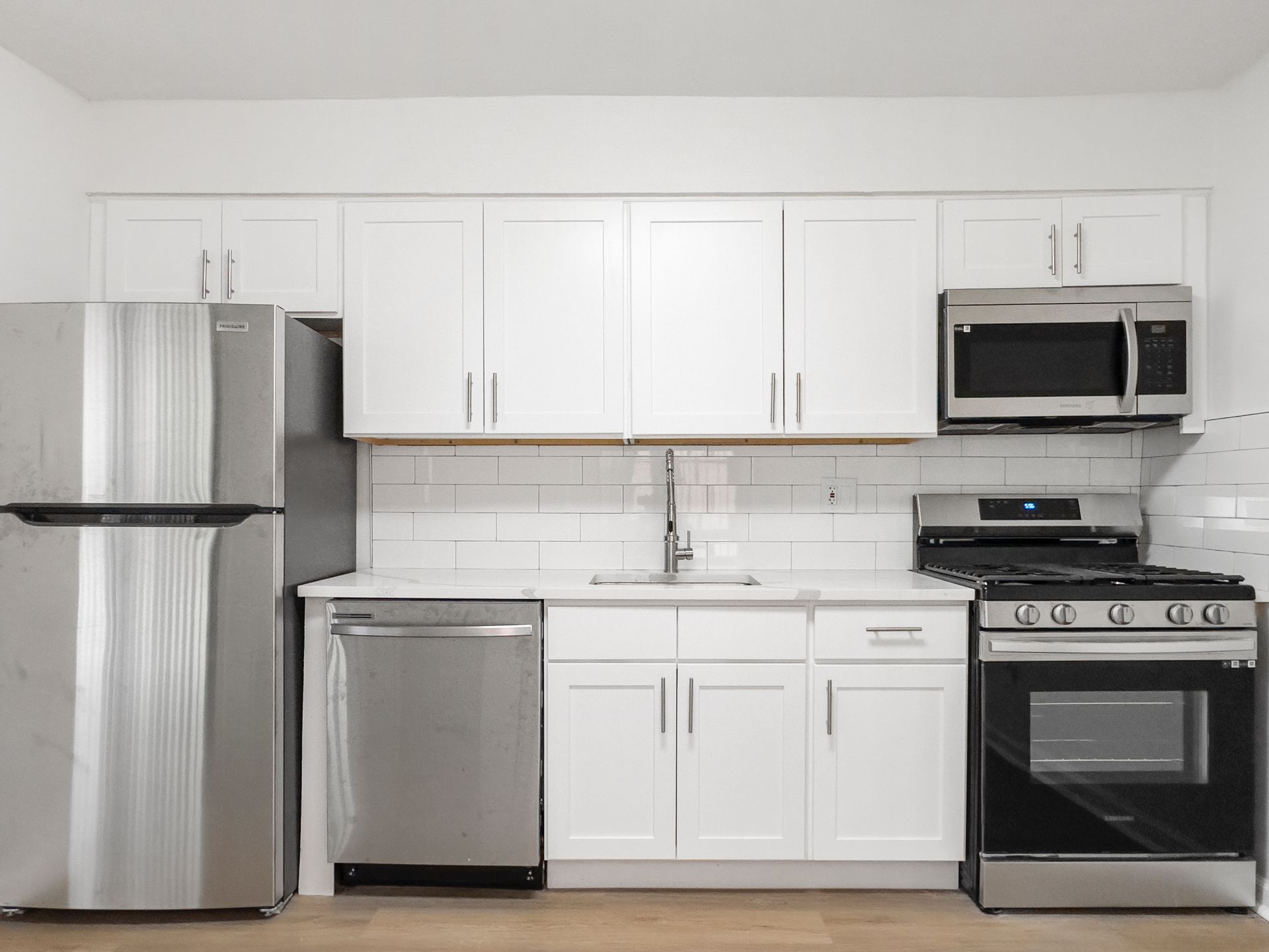 Interior photo 35